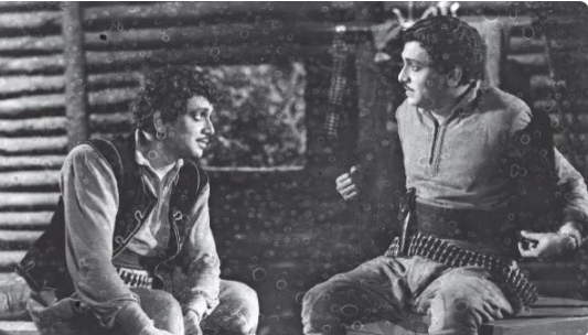 File:எம்.கே. ராதா இரட்டை வேடத்தில்.png