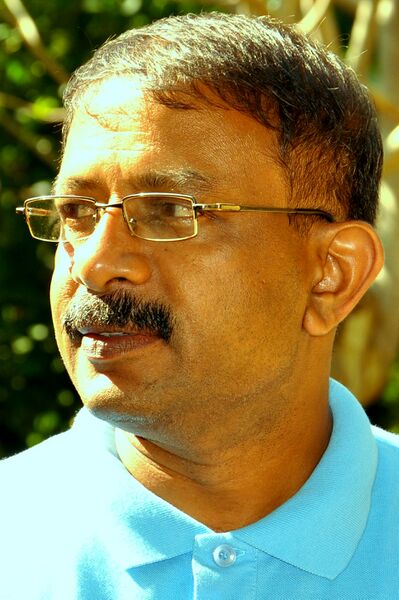 File:Karunakaran.JPG